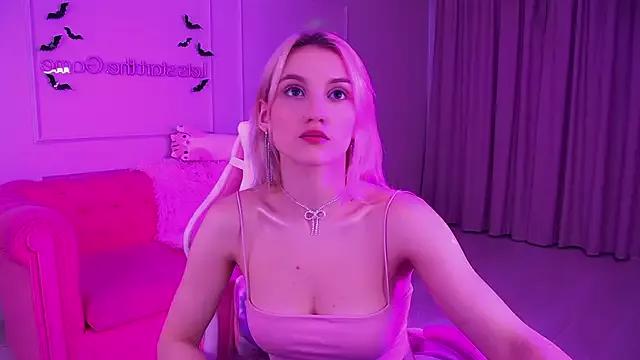 Try cute model StacyEvances StacyEvances from StripChat