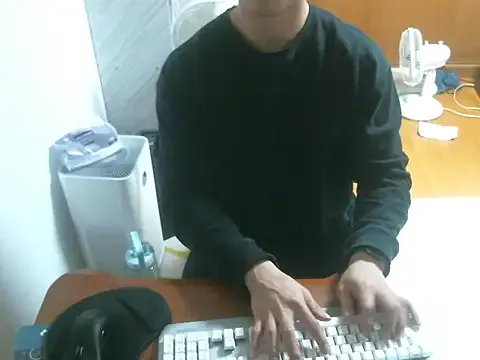 Stellan_0412 from StripChat