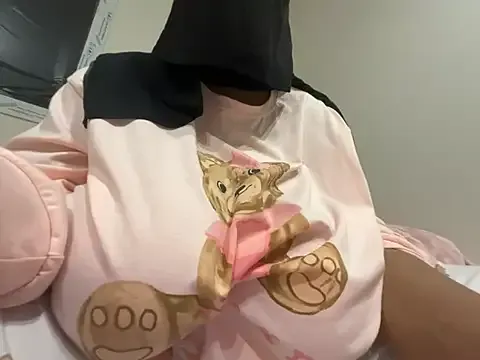 Attractive Submissive_Arab gets nude and cum while being diddled Submissive_Arab from StripChat