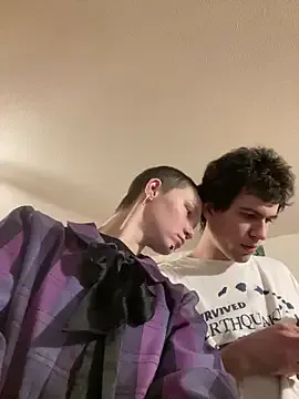 SugarNCinnamon from StripChat