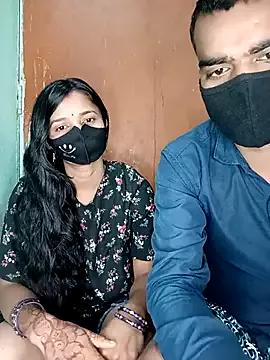 Suhani512 from StripChat