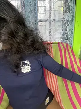 SukiyamaAsia from StripChat