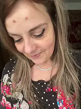 Sunbelxx from StripChat