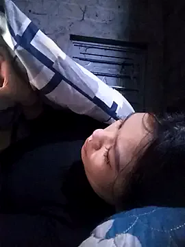 Freechat Suny_babyy on StripChat