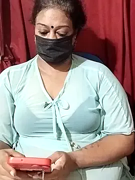 surekha-30 on StripChat