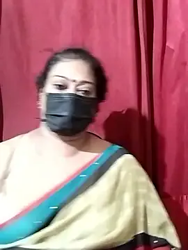 surekha-30 on StripChat