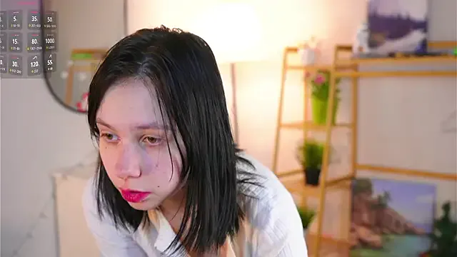 SuzanneHowse from StripChat