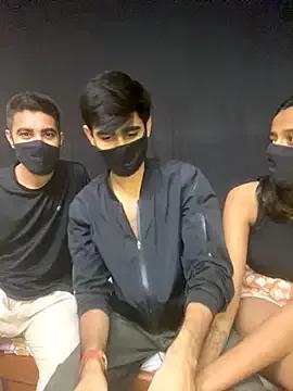 Masturbate to StripChat's SweetnSpicyDuo SweetnSpicyDuo from StripChat