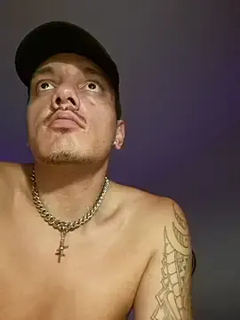 TAIZWRLD from StripChat