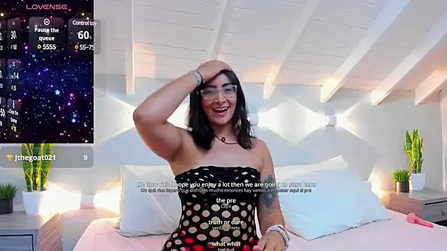 TamaraMartinn on StripChat 