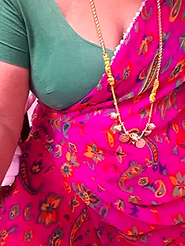 Tamil_Ammani from StripChat