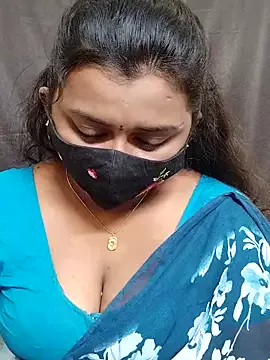 Tanuja-Sexy from StripChat