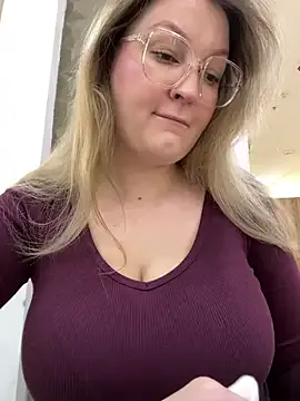 Teya_moon_ from StripChat