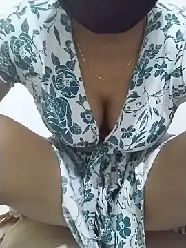 Thakshi_angel from StripChat