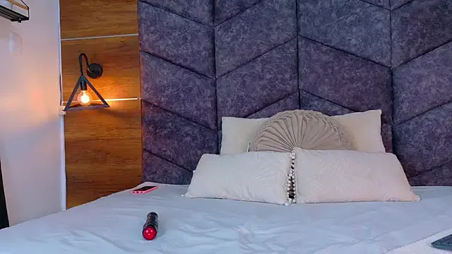 Sweet THALIAGRAY__ from StripChat THALIAGRAY__ from StripChat