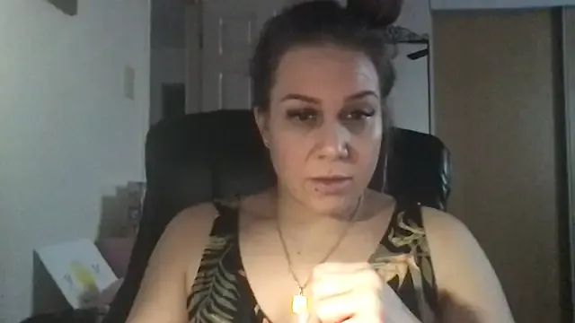 thedevinemama from StripChat