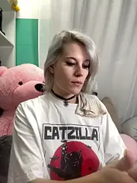 TheRealJessyLey from StripChat