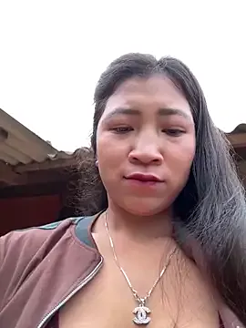 ThiHa003 from StripChat