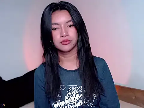 thinker_belle from StripChat