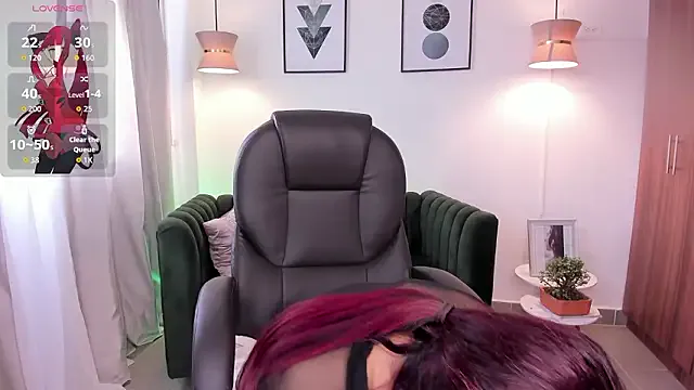 tiana_cruz from StripChat