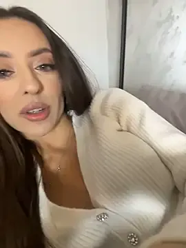 tina_akira from StripChat