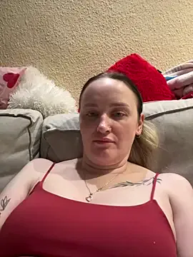 TomilaSi from StripChat