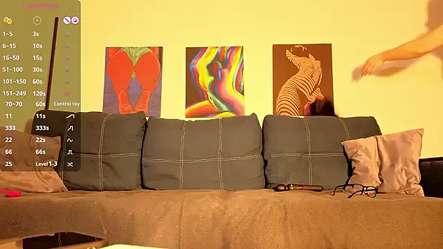 TrixiBell from StripChat