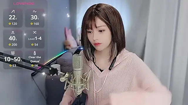 Tw_Sexynn from StripChat