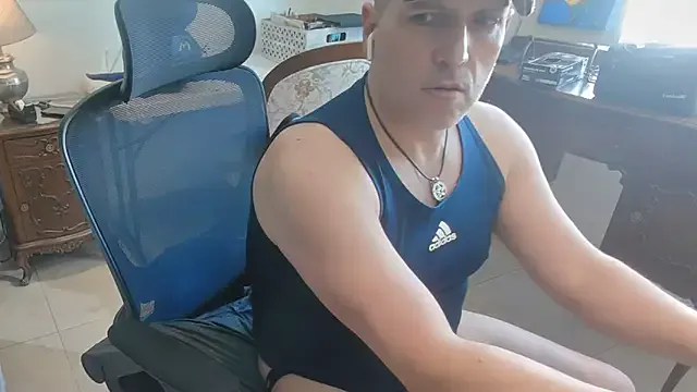 twdspunpig from StripChat