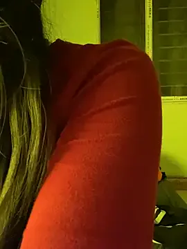 Uyennii02 from StripChat