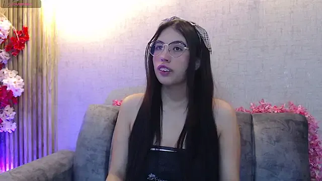 Valk_submissive from StripChat