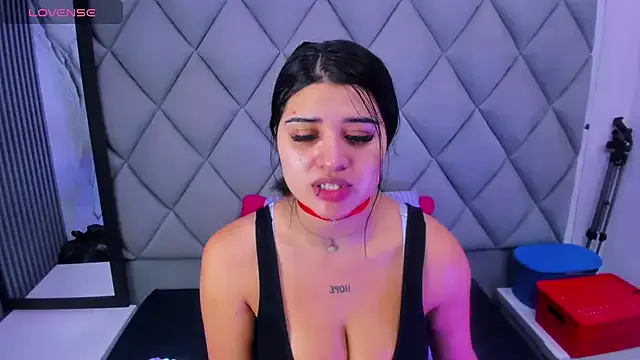 venusowen_ from StripChat