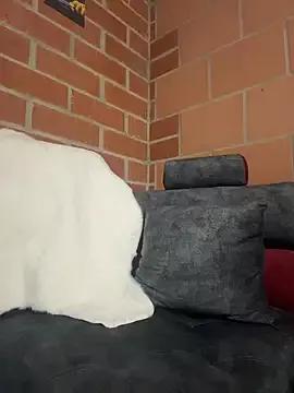 Masturbate to naked escort Viithoney Viithoney from StripChat