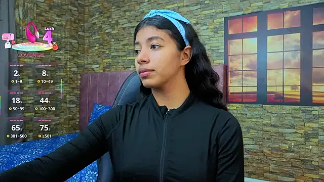 viktorya_xue from StripChat