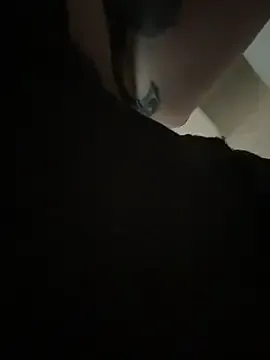 VineraSweet from StripChat