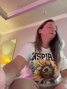 Vivian_MayXxX from StripChat