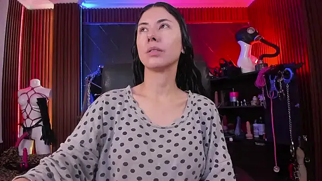 Try XiaQueen, she wants to masturbate for you XiaQueen from StripChat