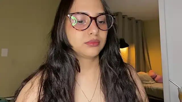 Discover StripChat's XSelena xSelena from StripChat