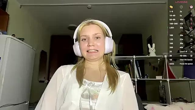 Masturbate to XX_Looola_Xx, she wants to masturbate for you xX_Looola_Xx from StripChat