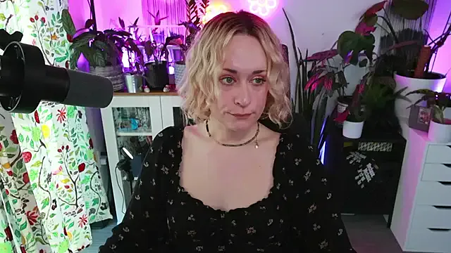 xzoeyryanx from StripChat