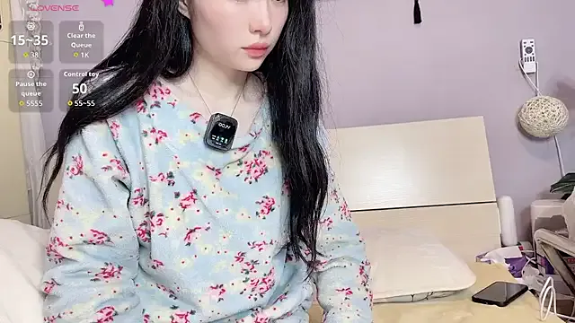 Y2Luvk from StripChat