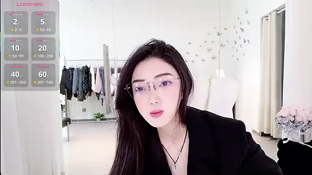 yangyang-777 from StripChat