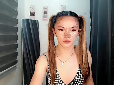 YoungAsianHardCock from StripChat