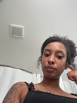 Your_Paris from StripChat