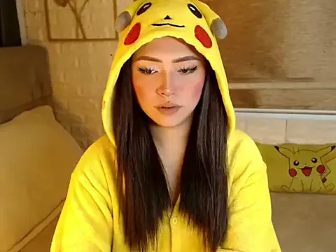 yourdevilsweettsx from StripChat