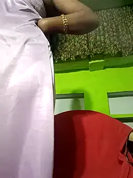 YOURFIVAA from StripChat