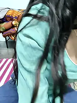 Yours-Zeenat from StripChat