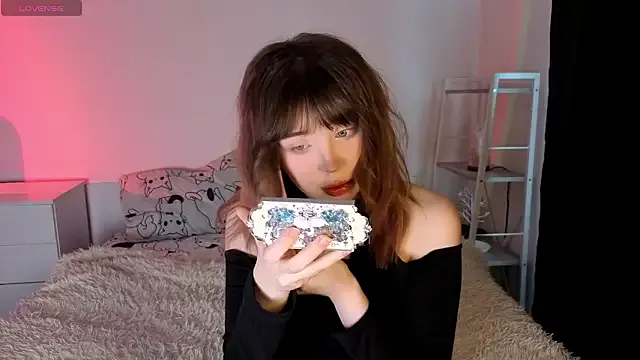 yumi_charm from StripChat