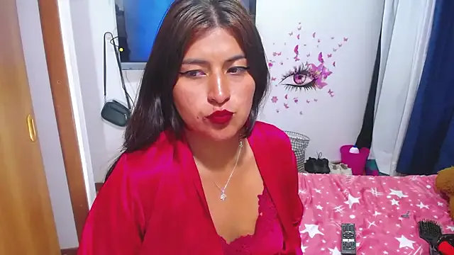 Yunhot_ from StripChat