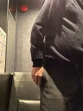 Naked Yuuki8910 wants you to fuck his body now yuuki8910 from StripChat